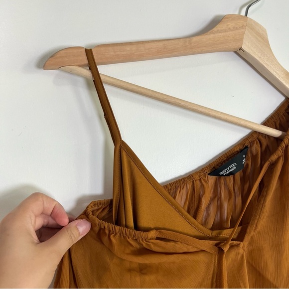 Simply Vera Burnt Orange Tie Neck Balloon Sleeve Shirred Blouse, Size Medium - Picture 6 of 9